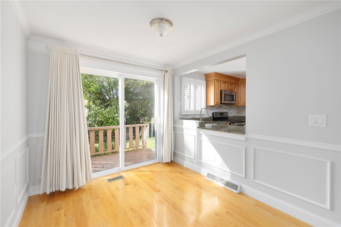 161 Holland Street 302