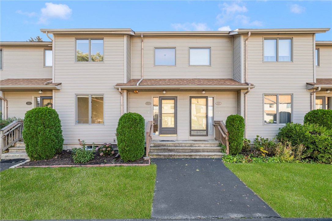 161 Holland Street 302