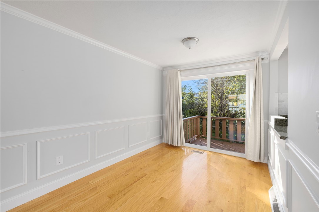 161 Holland Street 302