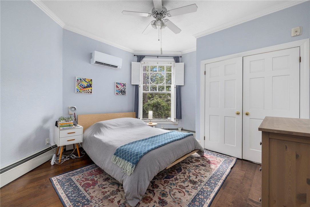 165 Waterman Street 2