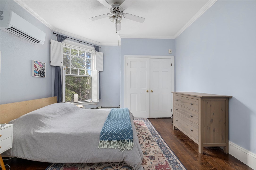 165 Waterman Street 2