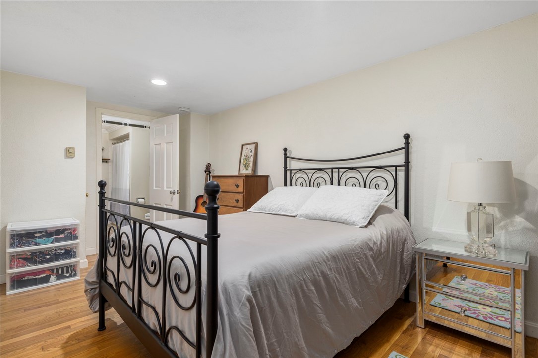 165 Waterman Street 2