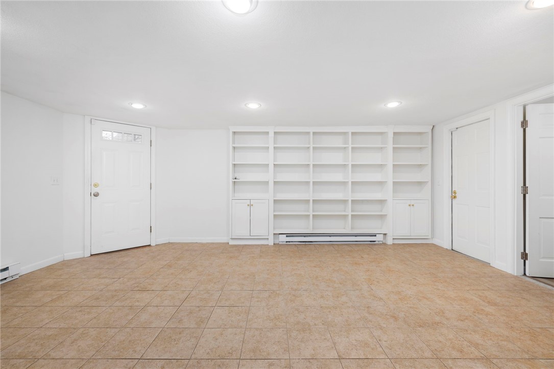 165 Waterman Street 2