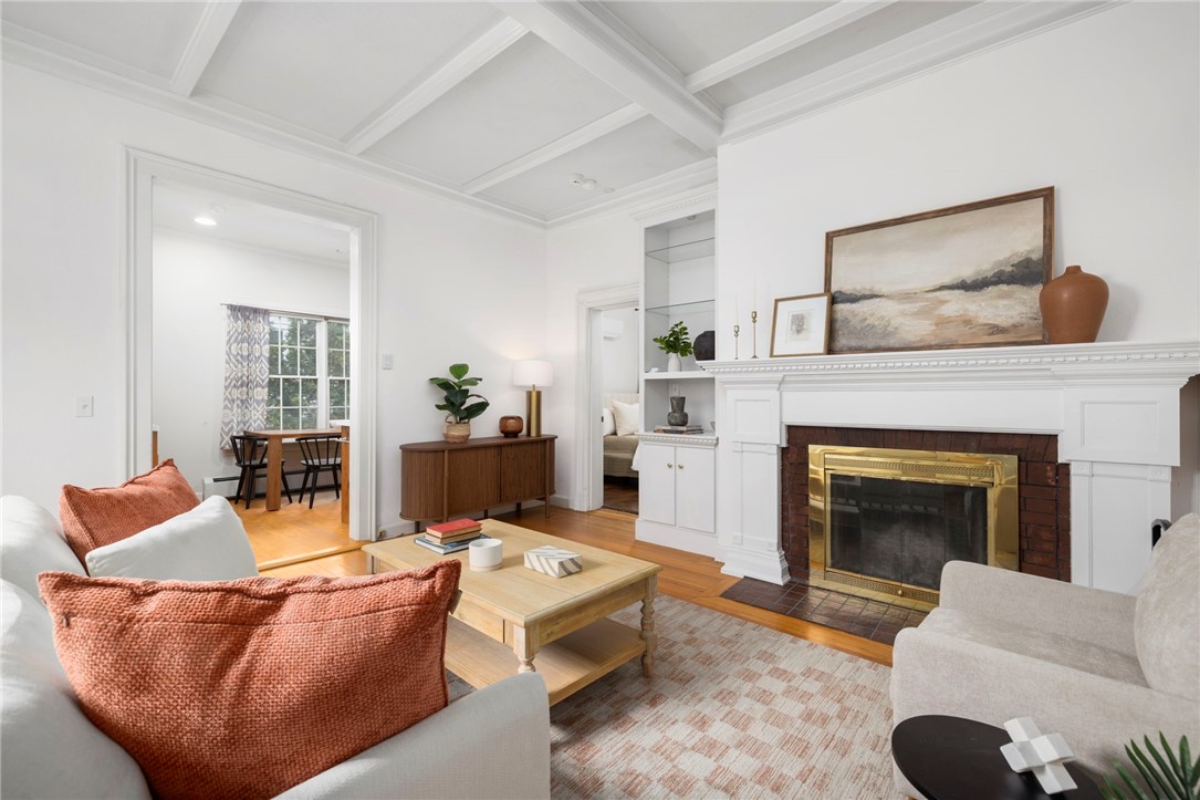 165 Waterman Street 2