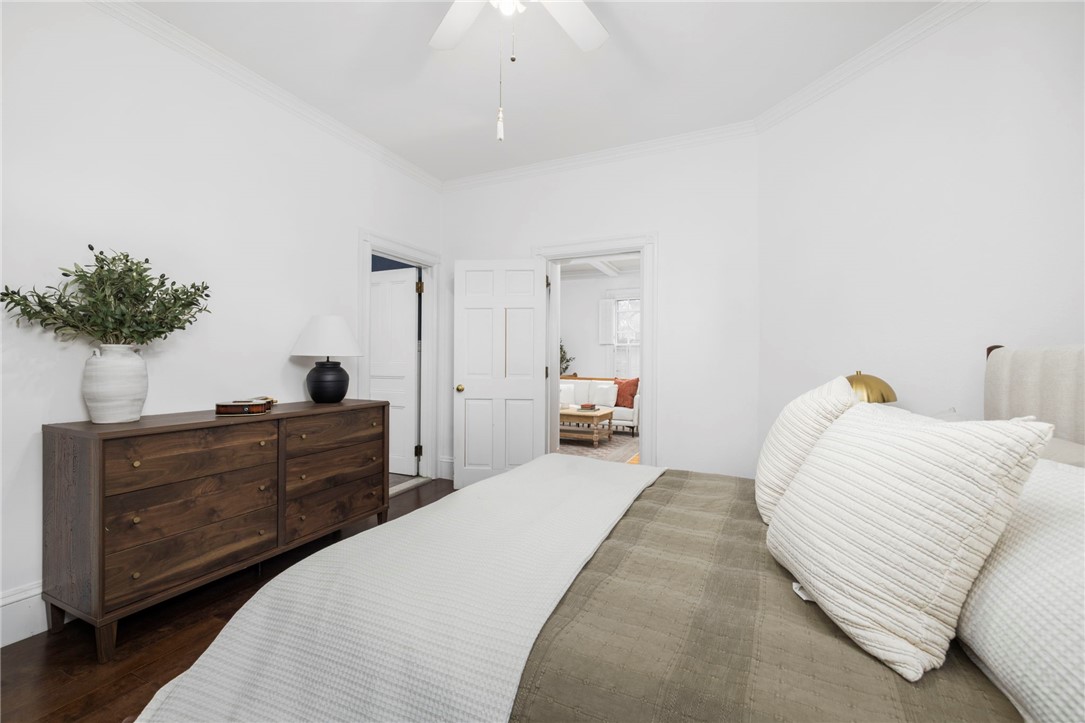 165 Waterman Street 2