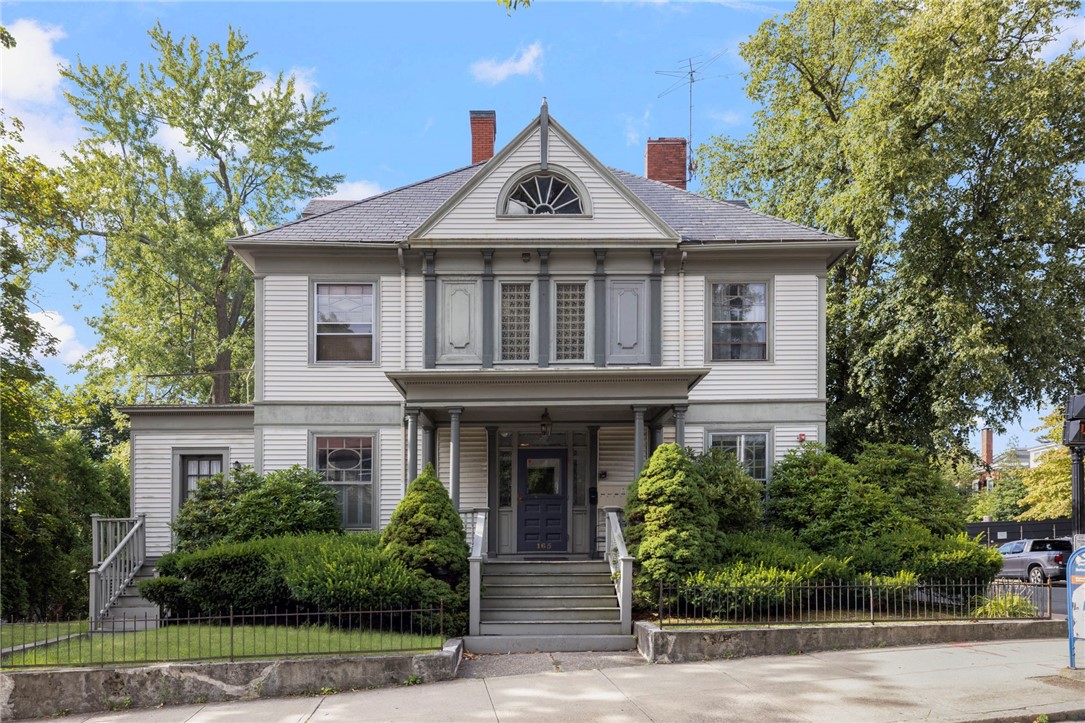 165 Waterman Street 2