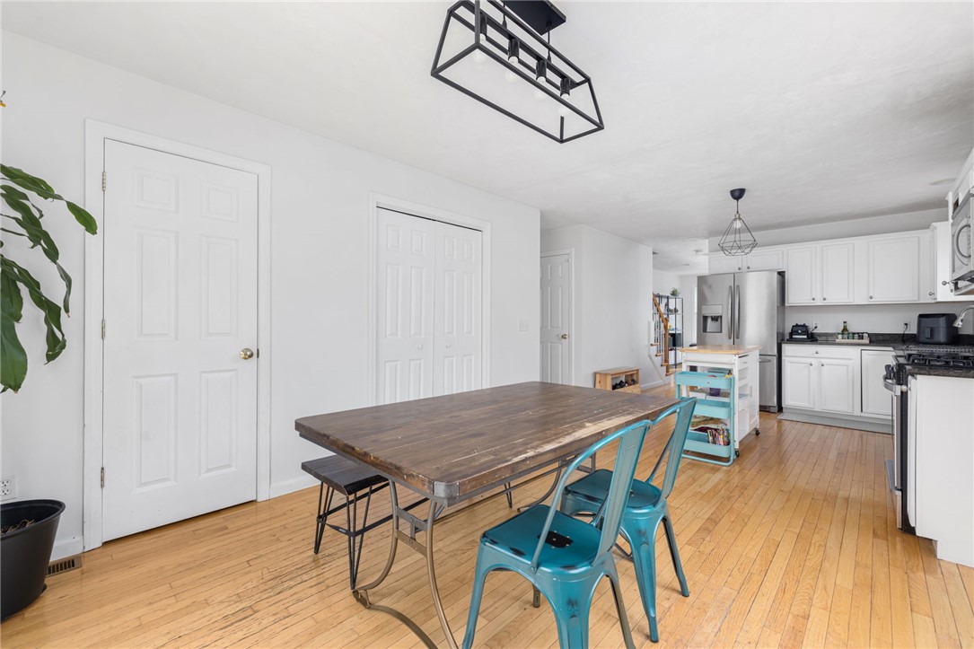 26 7th Street 1