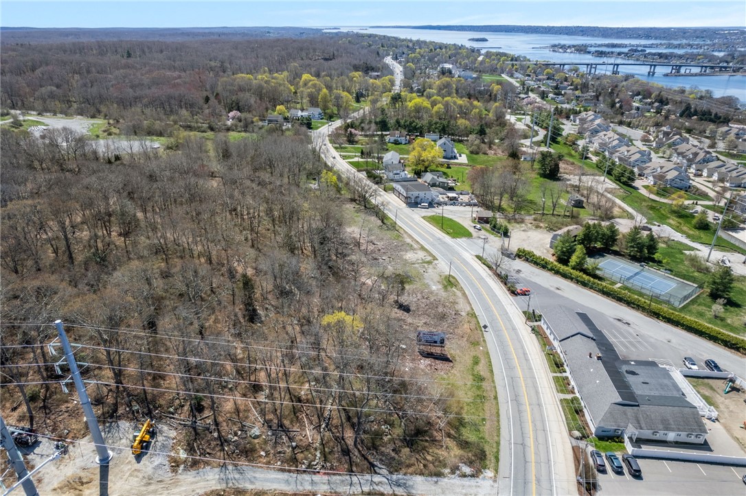 994 Main Road