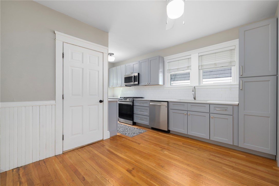 92 Colonial Road