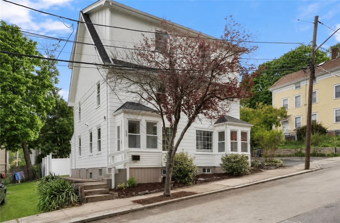 54 Grand View Street