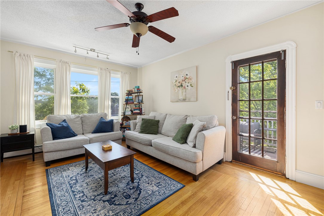 841 Hope Street 3