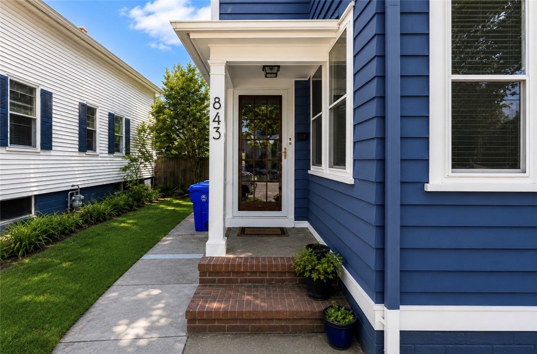 841 Hope Street 3