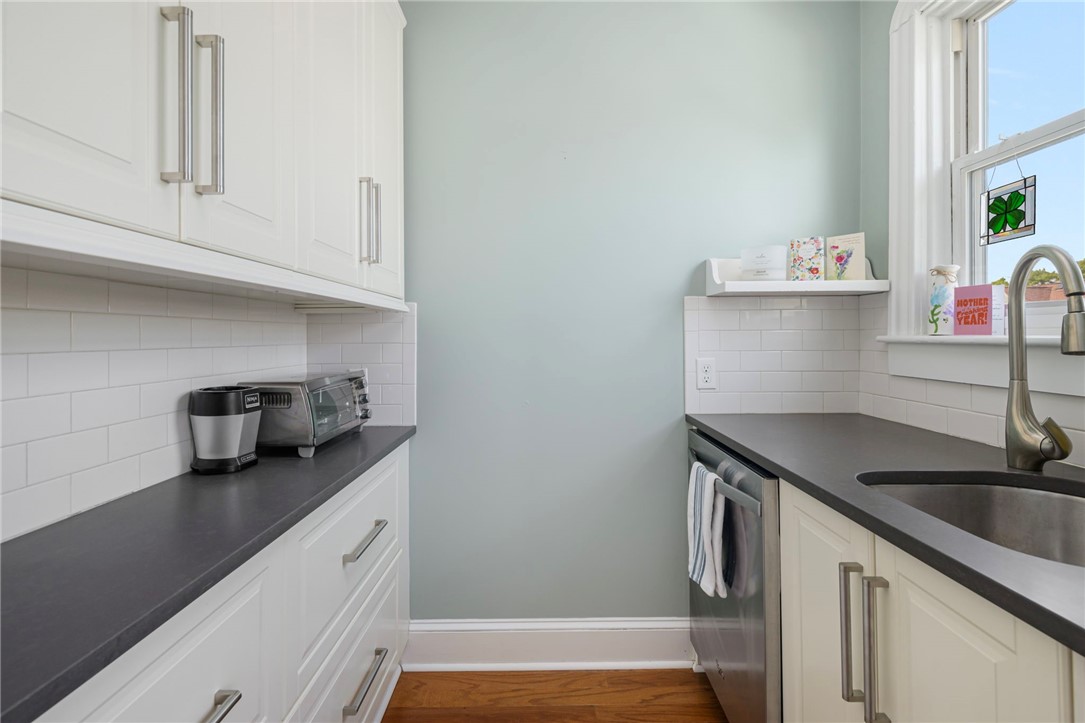 841 Hope Street 3