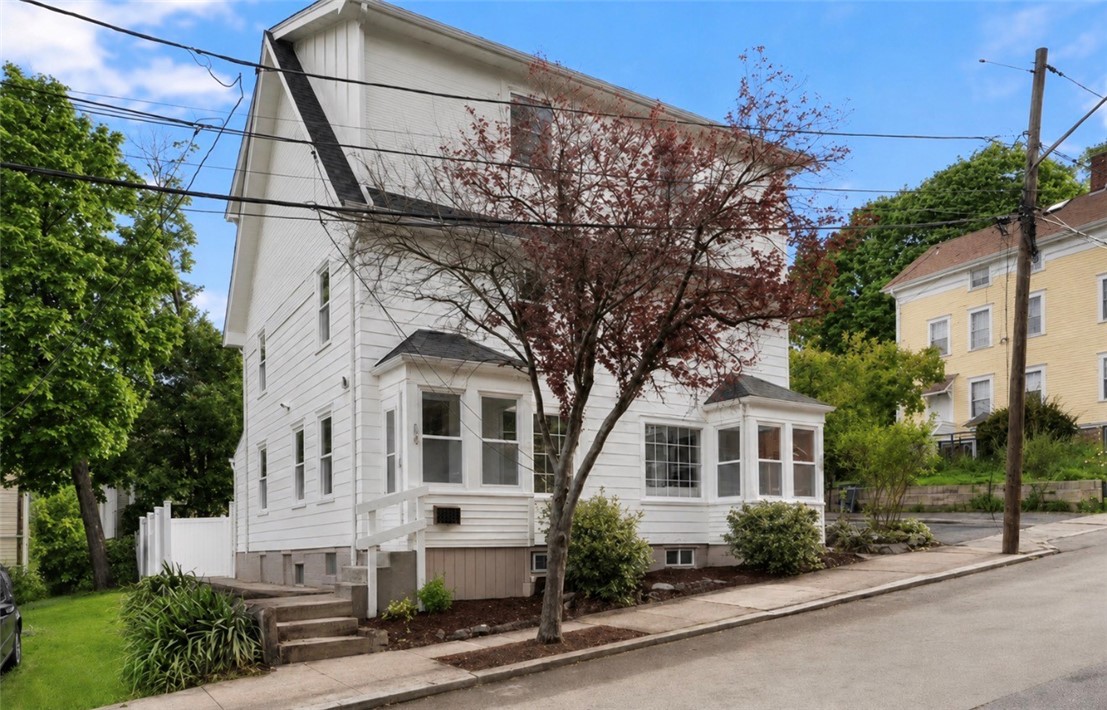 54 Grand View Street