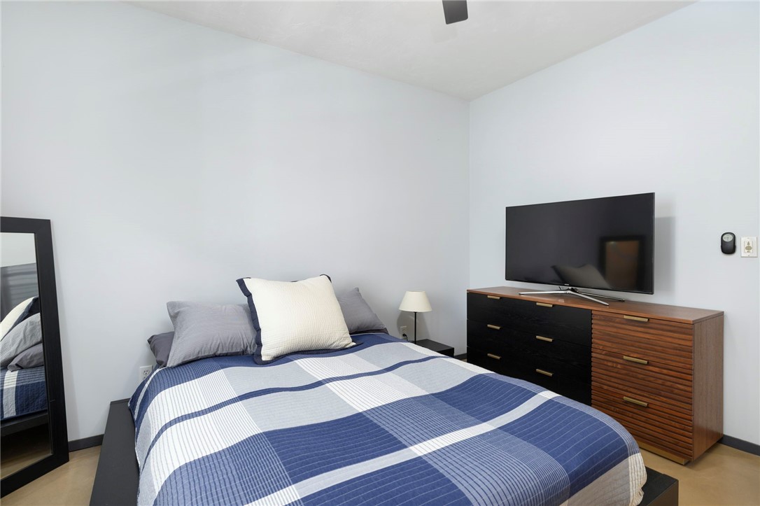 114 Ring Street 1