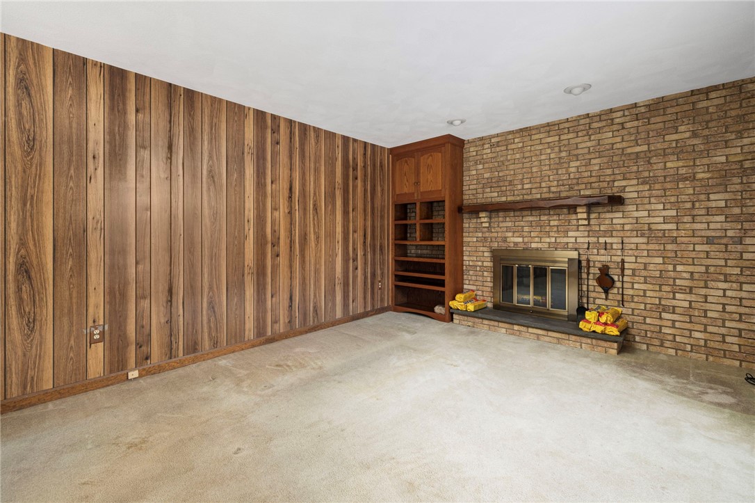 55 Hillcrest Drive