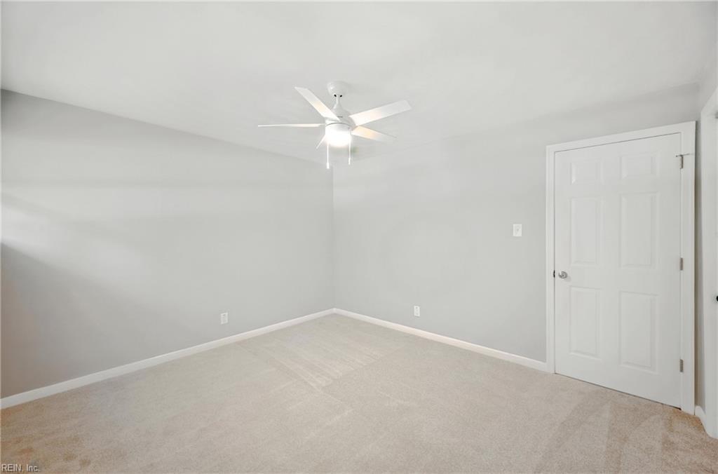 916 Deep Creek BLVD