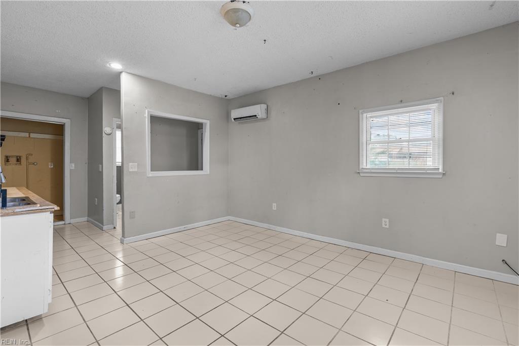 256 Burgoyne Rd RD