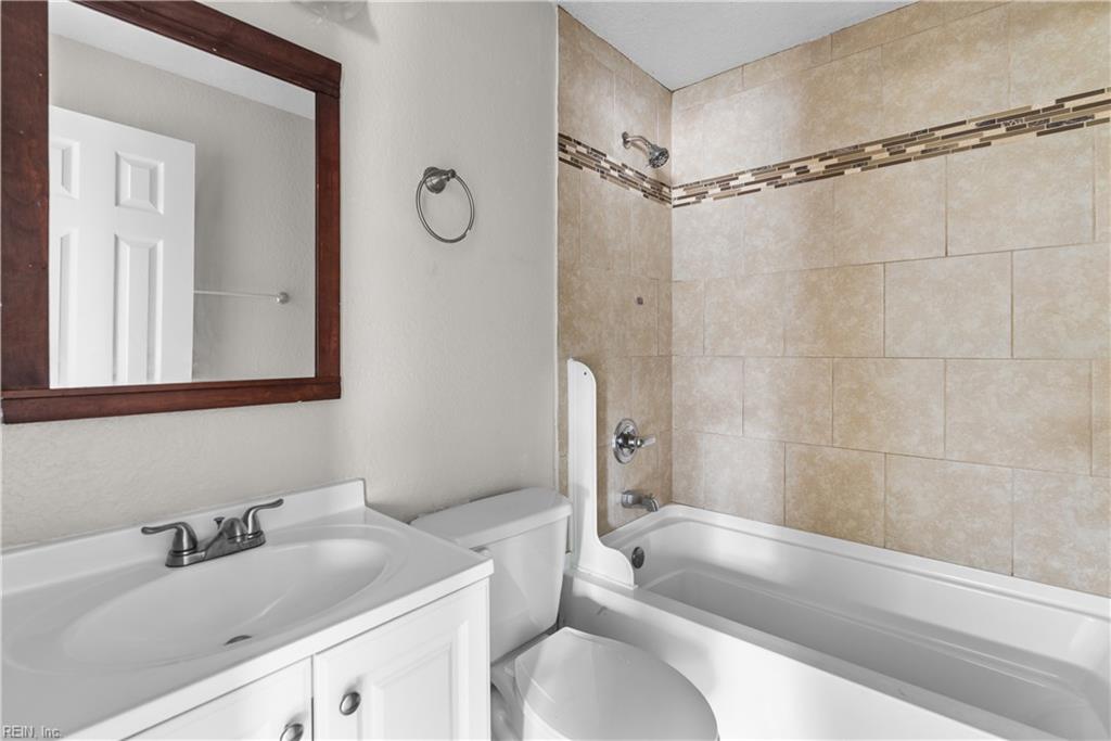 256 Burgoyne Rd RD