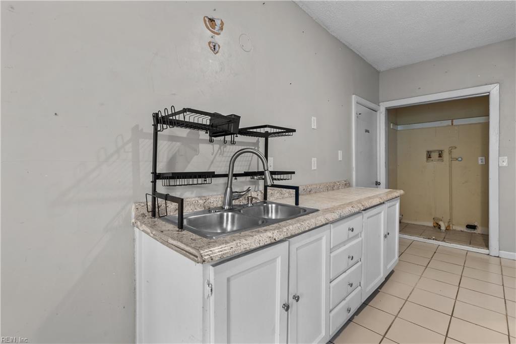 256 Burgoyne Rd RD