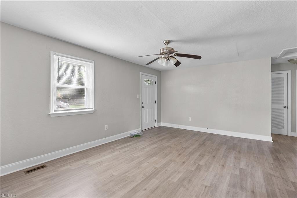 256 Burgoyne Rd RD