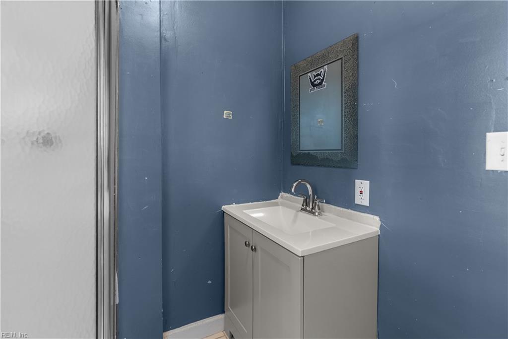 256 Burgoyne Rd RD