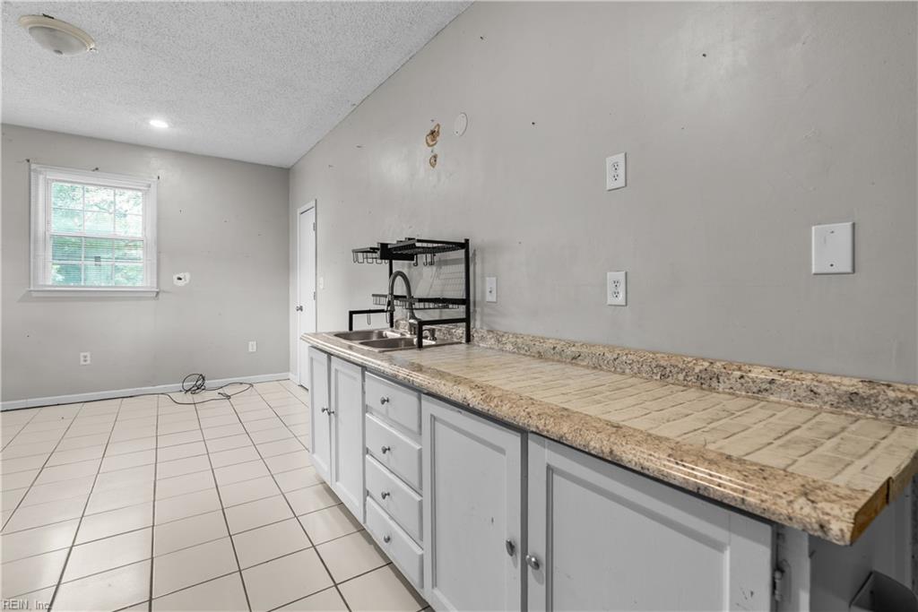 256 Burgoyne Rd RD