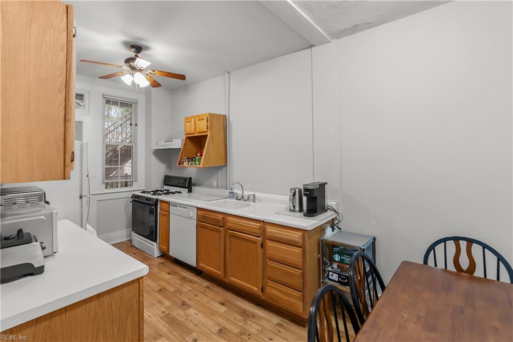 600 W Olney RD 102
