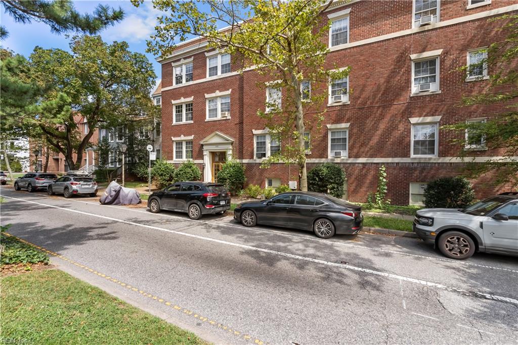 600 W Olney RD 102