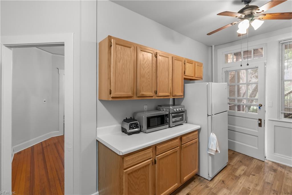 600 W Olney RD 102