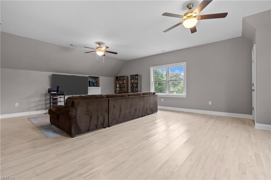 1452 Taft RD
