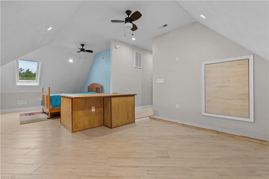 1452 Taft RD