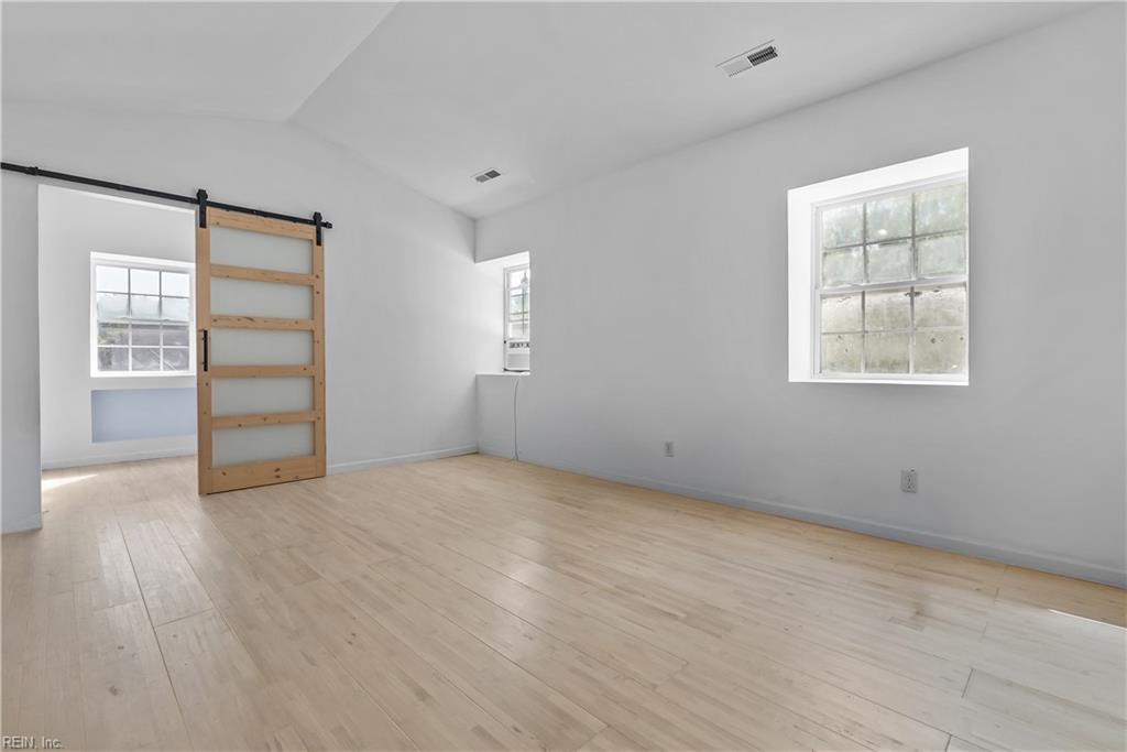 1452 Taft RD