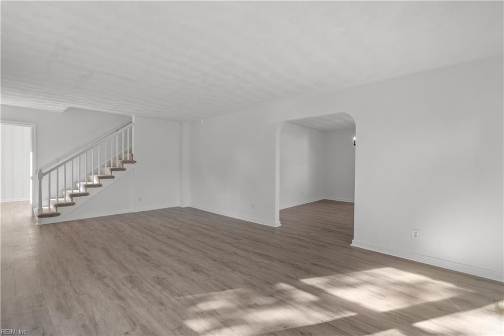 1305 Merrimac AVE