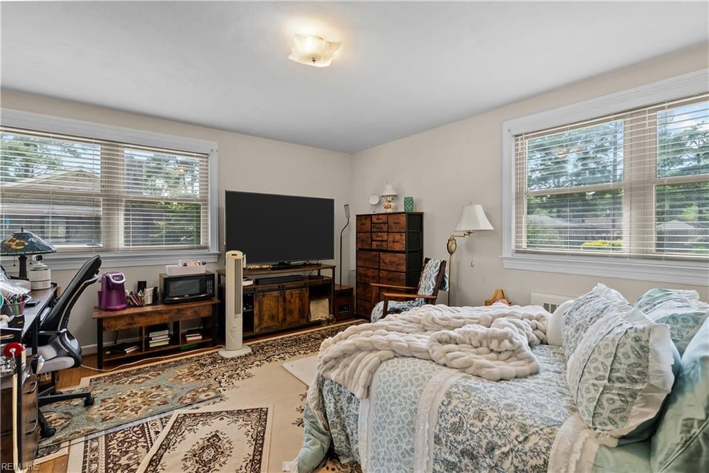 3460 Macdonald RD