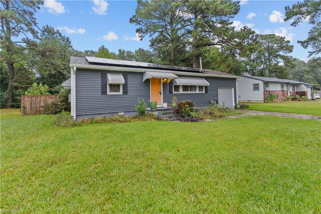 2704 George Dr DR