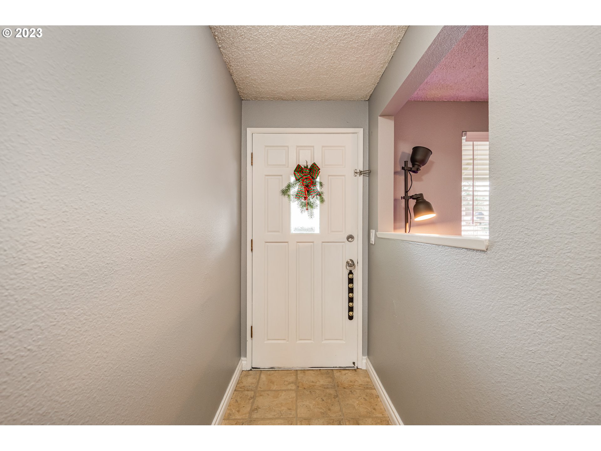 8504 NW GREENBRIAR DR