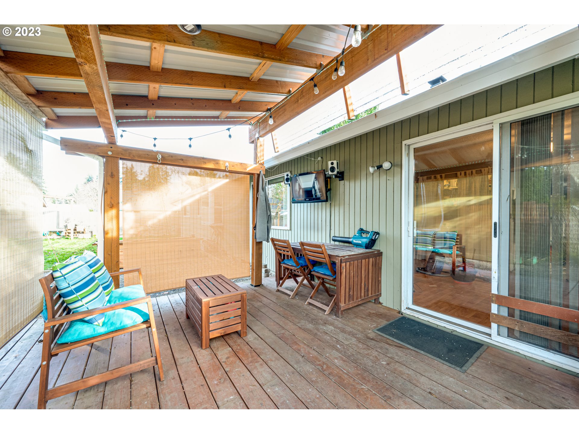 8504 NW GREENBRIAR DR