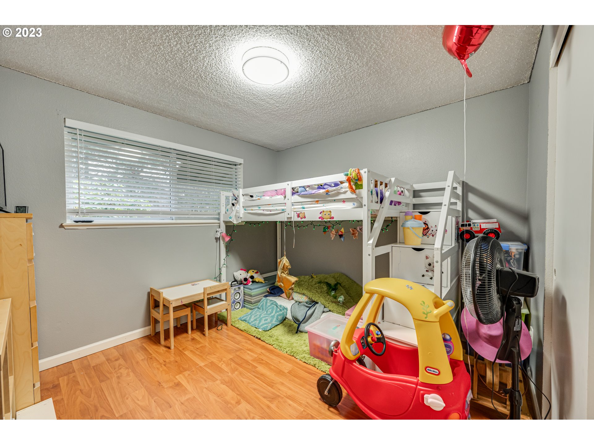 8504 NW GREENBRIAR DR