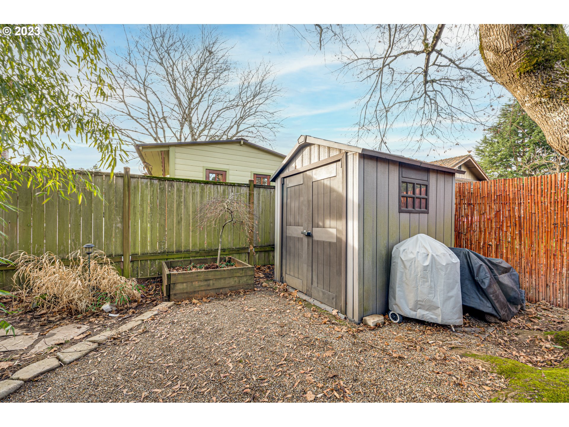 8504 NW GREENBRIAR DR