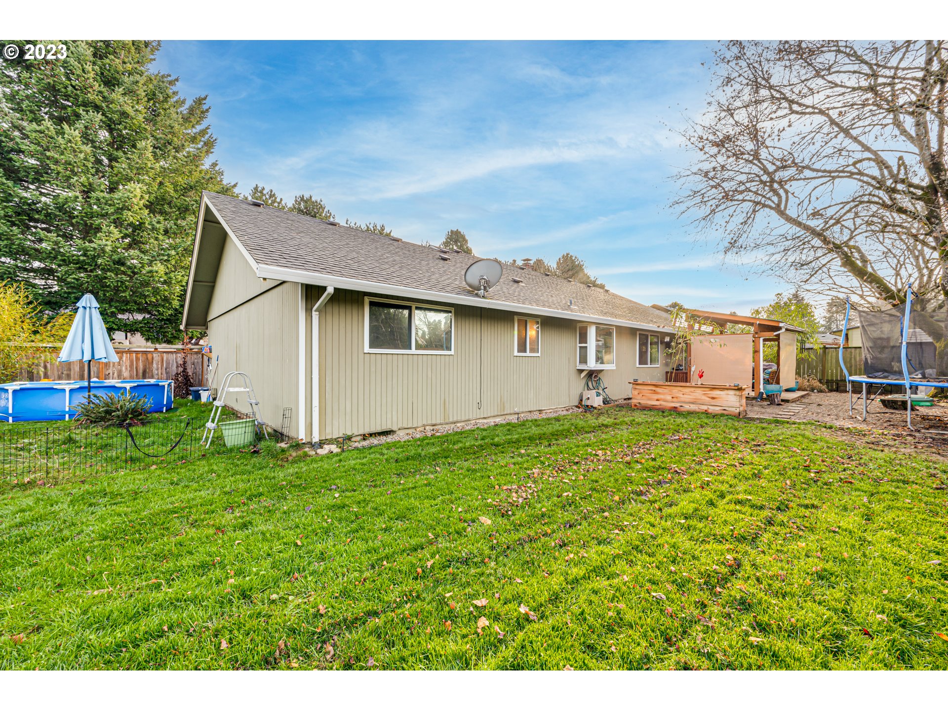 8504 NW GREENBRIAR DR