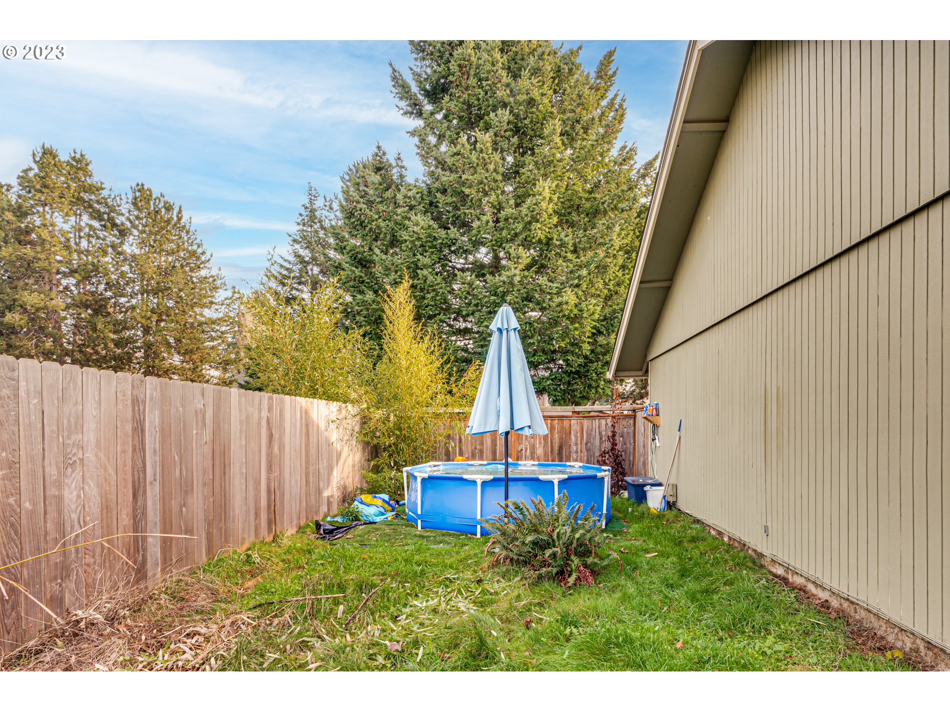 8504 NW GREENBRIAR DR