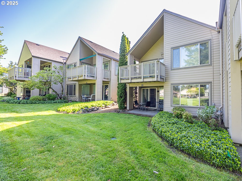 2512 SE BAYPOINT DR L38