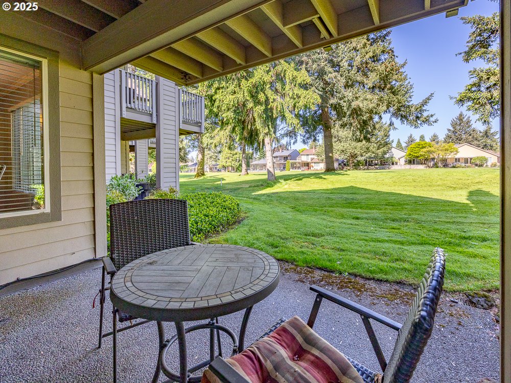 2512 SE BAYPOINT DR L38