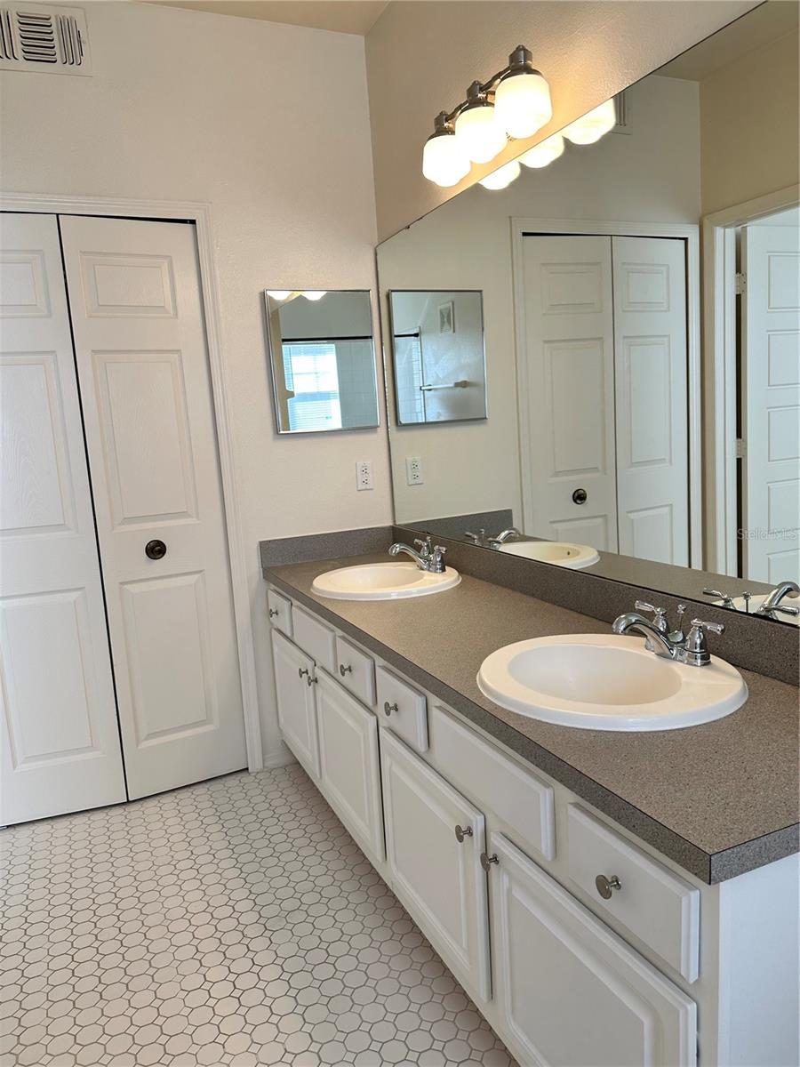 420 SUMMIT RIDGE PL #214