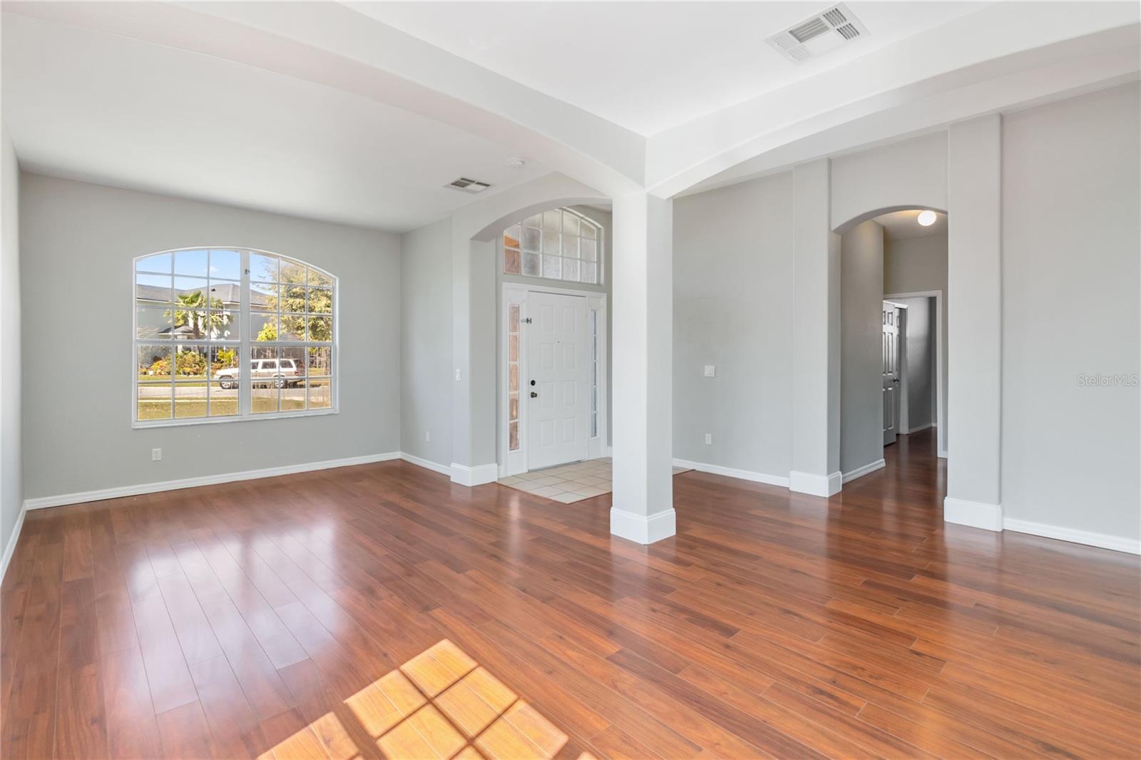 1870 BRIDGEVIEW CIR