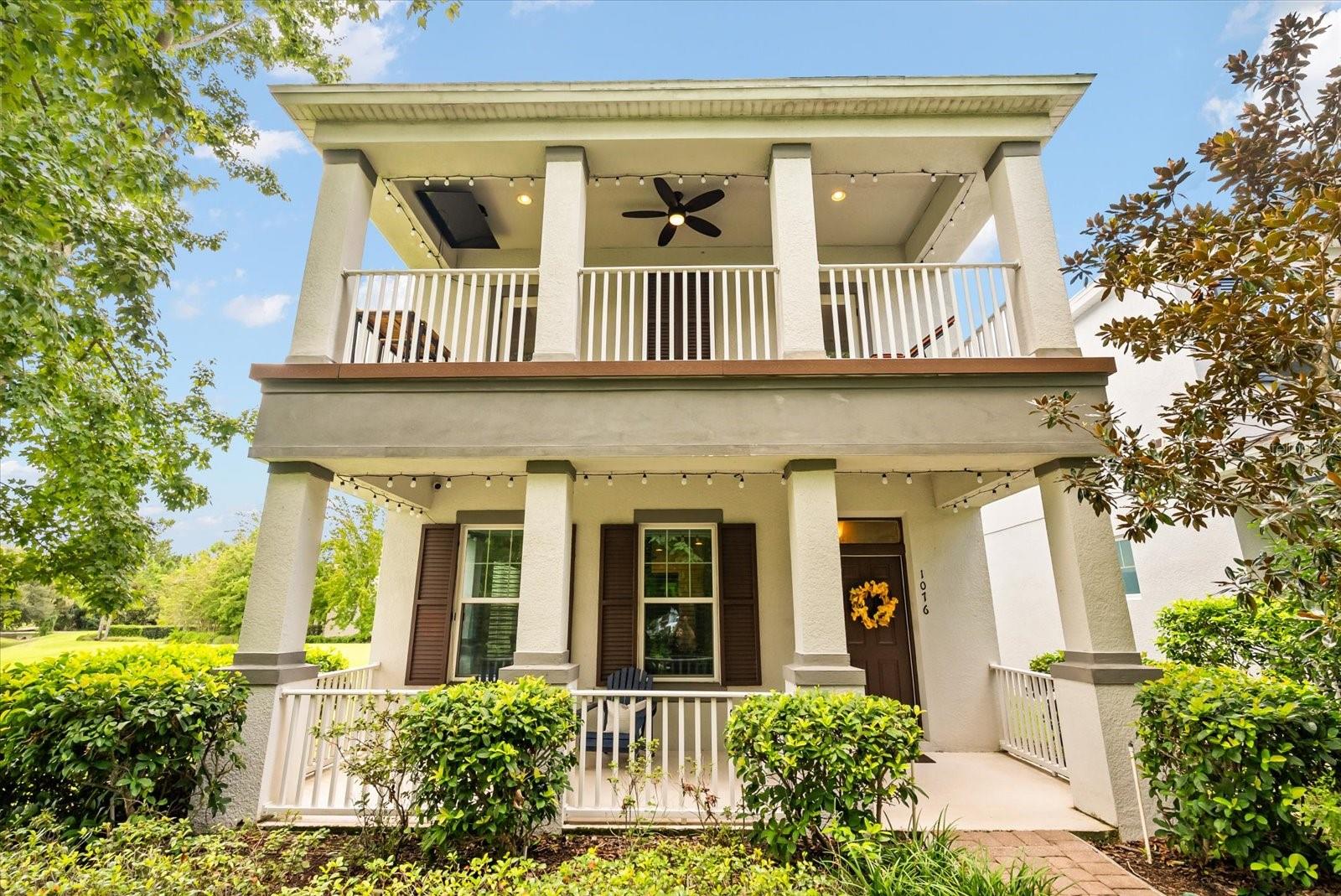 1076 AVILA LN