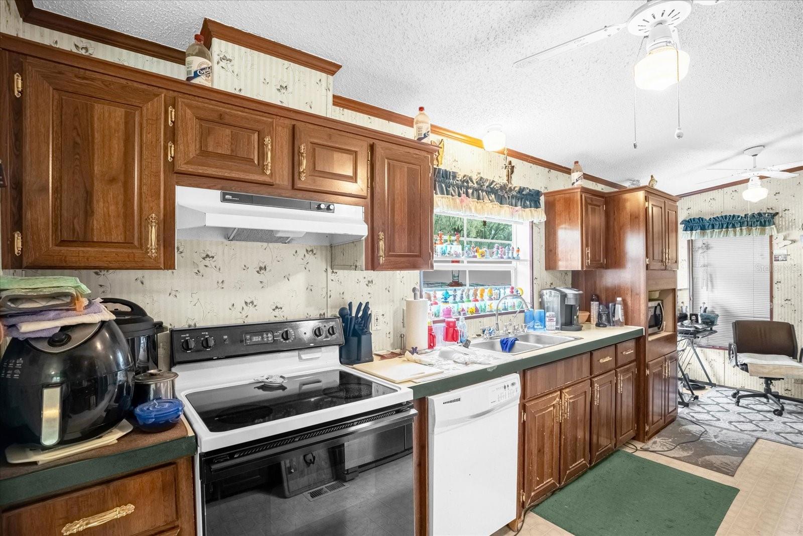 8512 TREASURE ISLAND RD