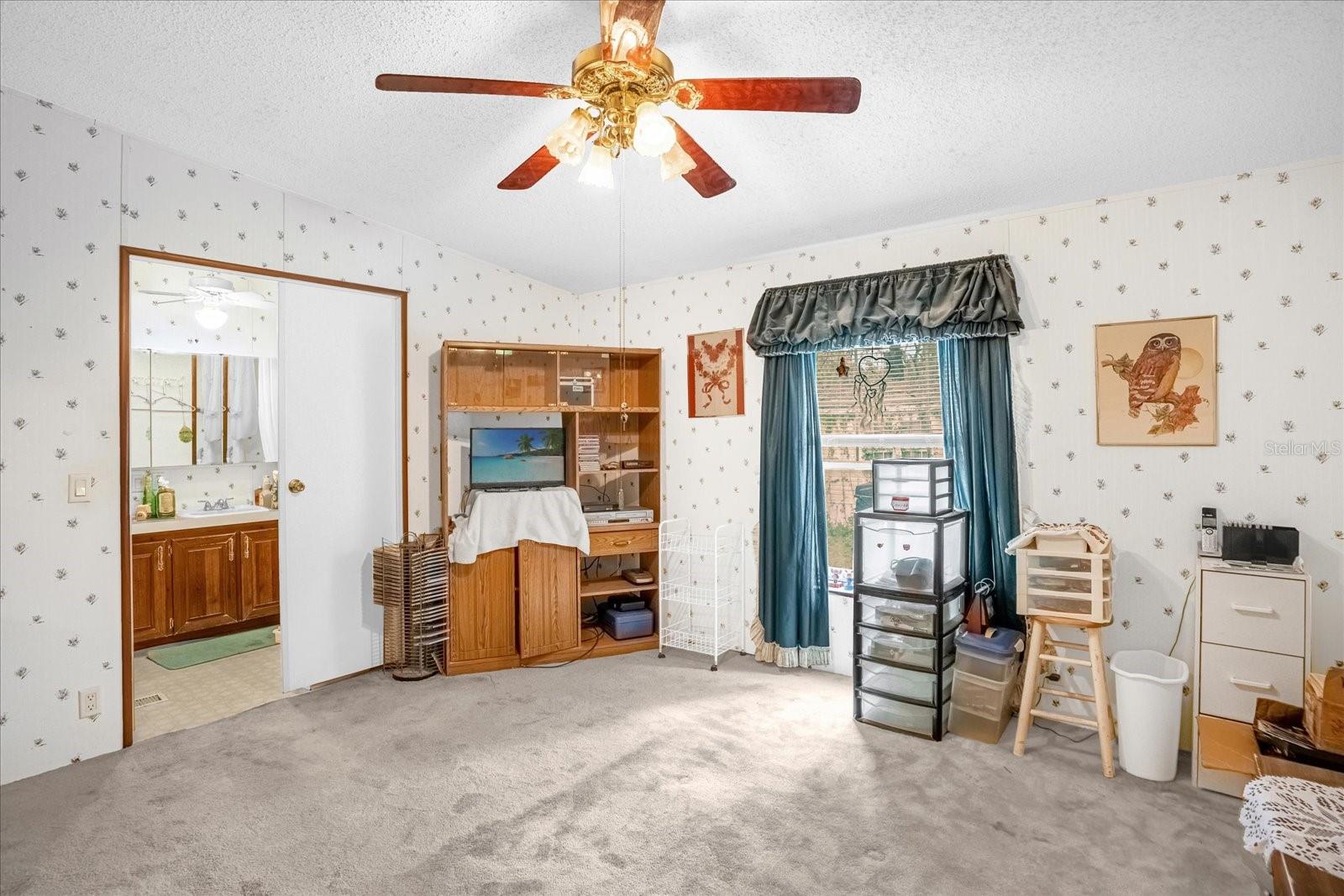 8512 TREASURE ISLAND RD