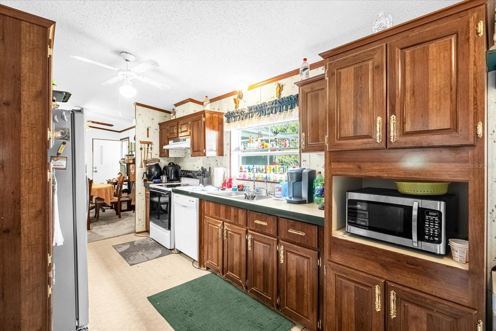 8512 TREASURE ISLAND RD